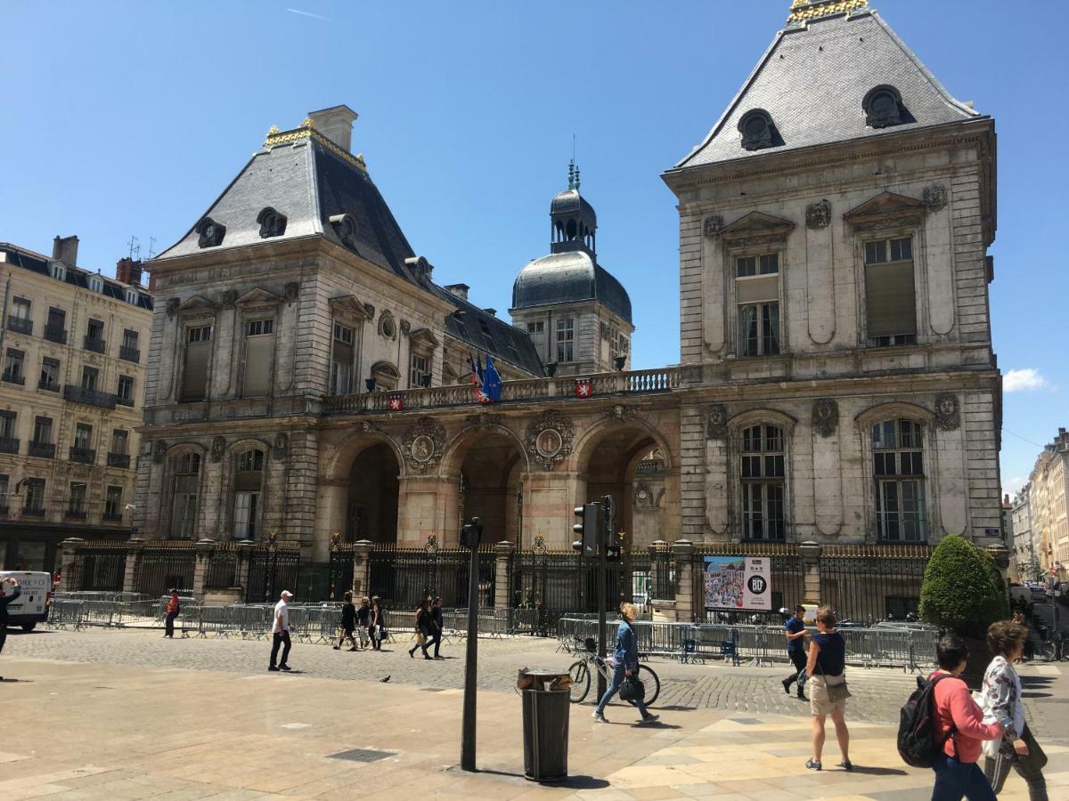Le Calme De L'Opera. Leilighet Lyon Eksteriør bilde